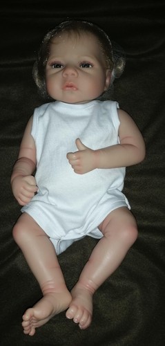 Bébé reborn réaliste - bébé,